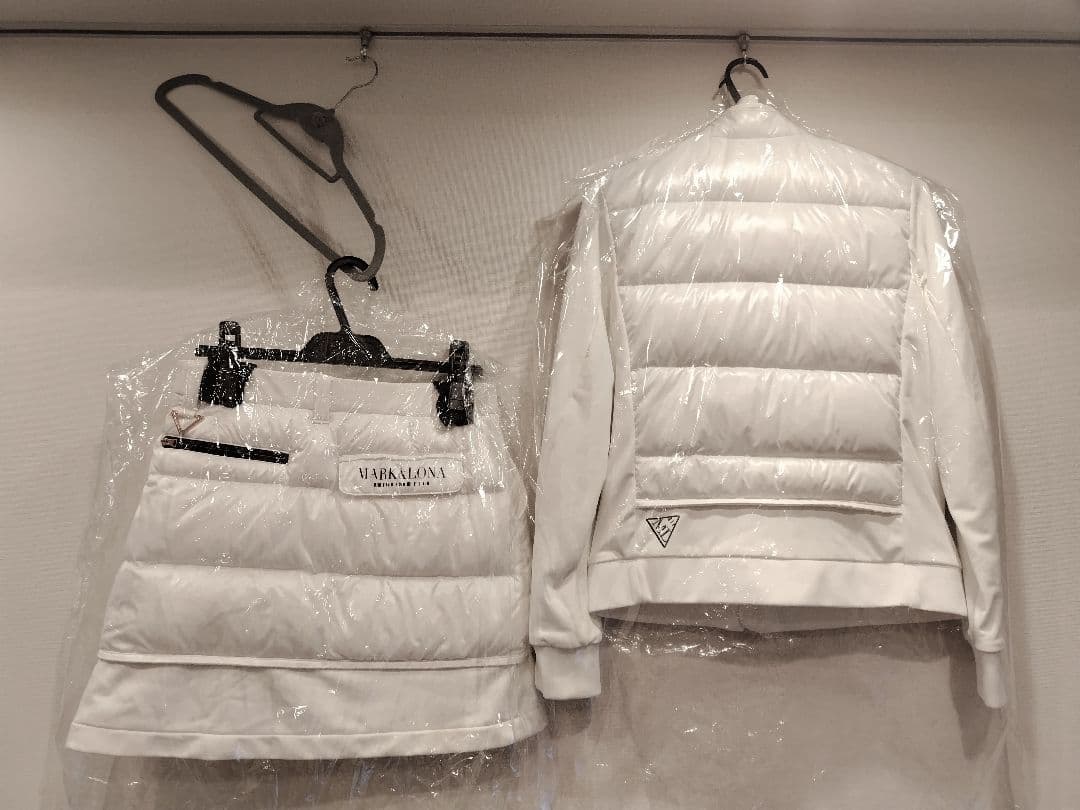 美品✦マークアンドロナ✦CD9-HDダウンジャケット＆スカートセットアップ