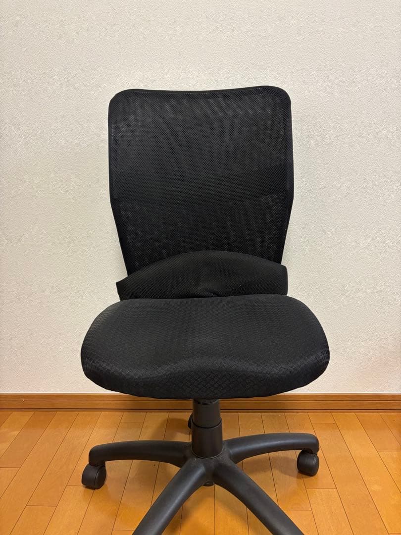 【直接取りに来れる方】木製学習机 デスクライト付き　ヒカリサンデスク