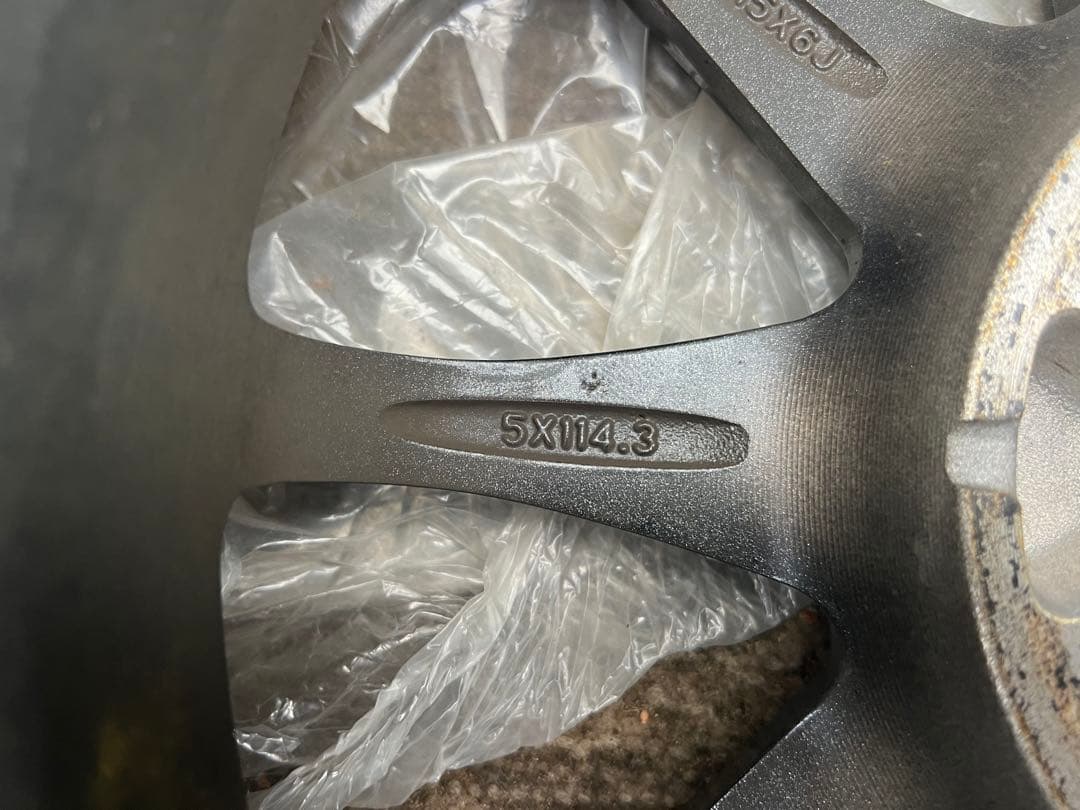 ① スタッドレスタイヤ 195/65R15 ホイールセット