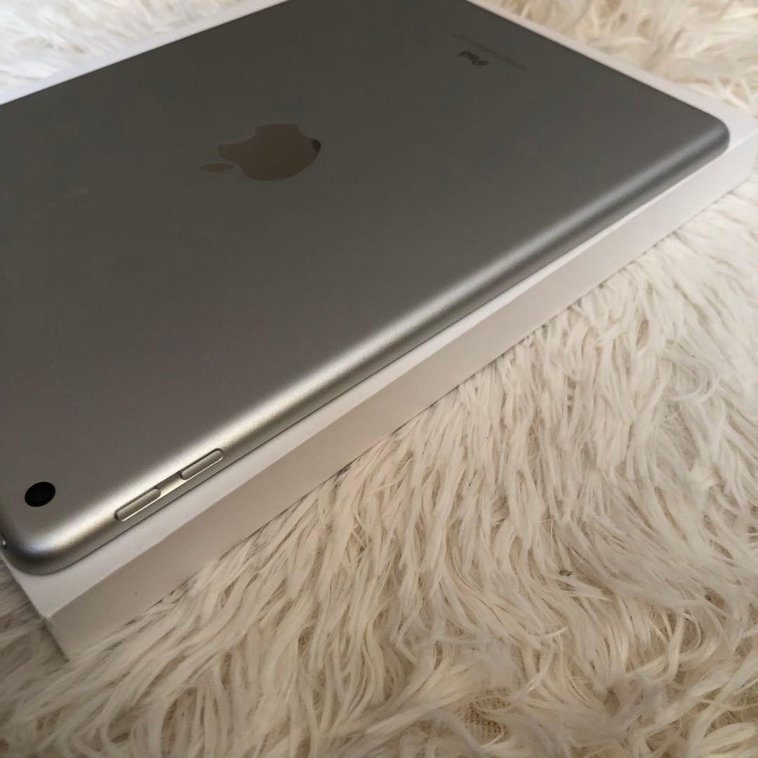 【完動品】iPad 第5世代 32GB Wi-Fi 【すぐ発送】