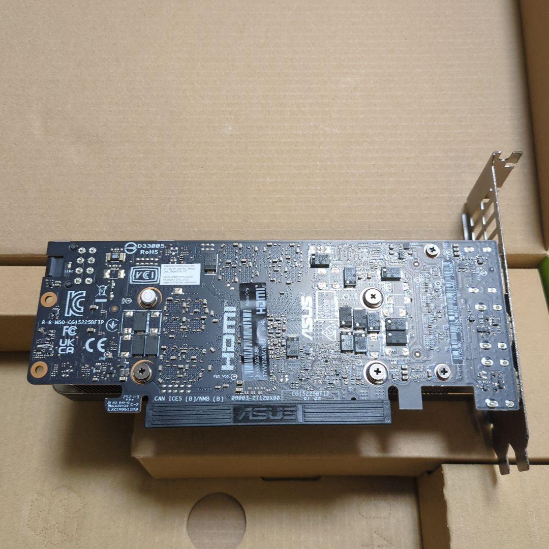 グラフィックボード・グラボ・ビデオカード ASUS GeForce RTX 5060 8GB LP