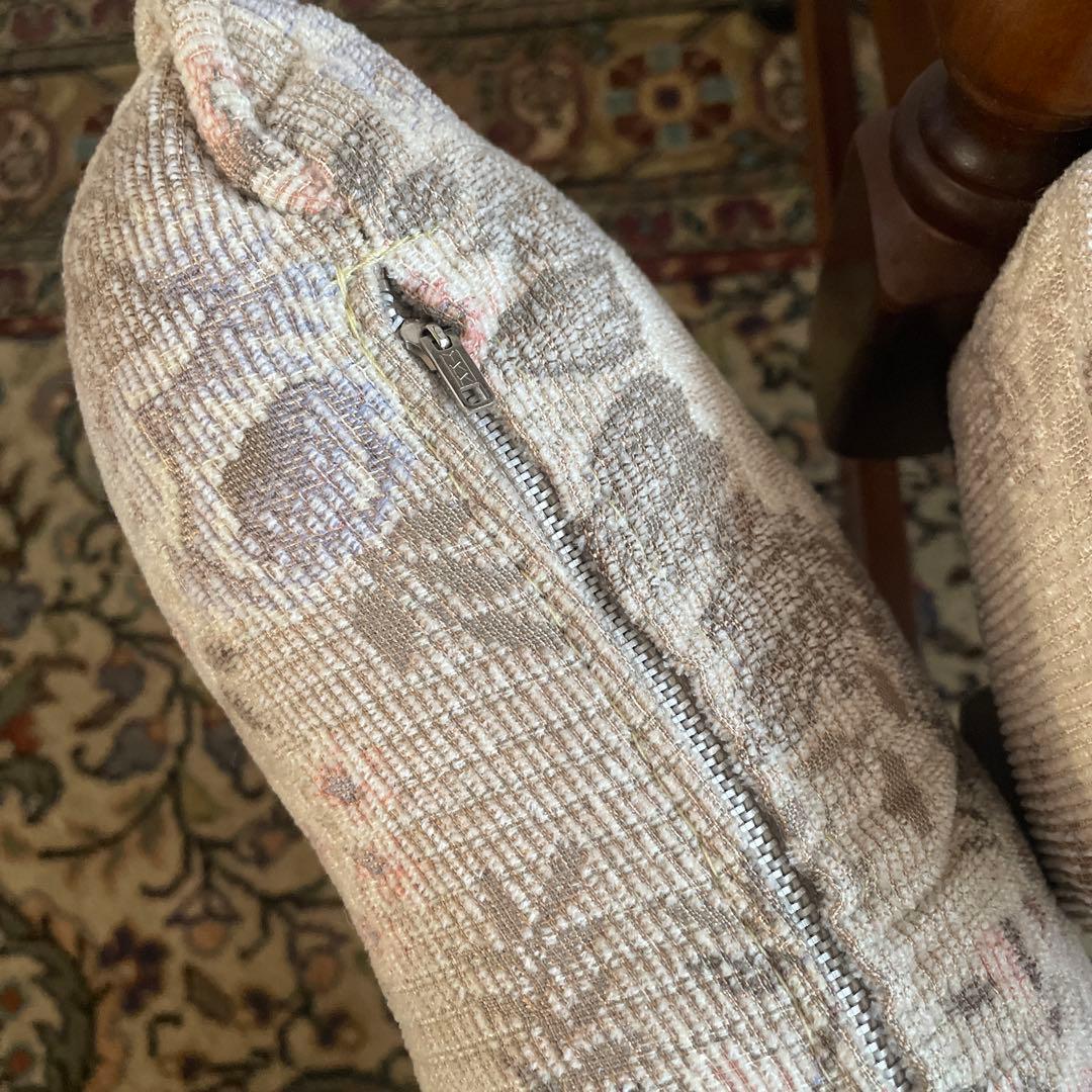 カリモク アームチェア コロニアル キャスター付き ダイニングチェア