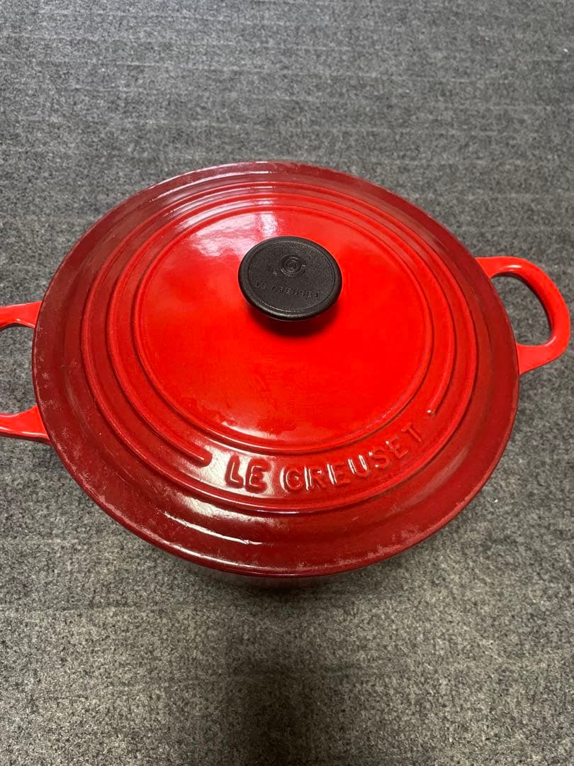 ル・クルーゼLE CREUSET ココットロンド 赤22cmルクルーゼ