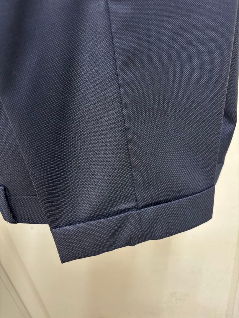 【最終値下げ】ブリオーニ　ネイビー　スーツ　極美品　10回のみ短時間着用