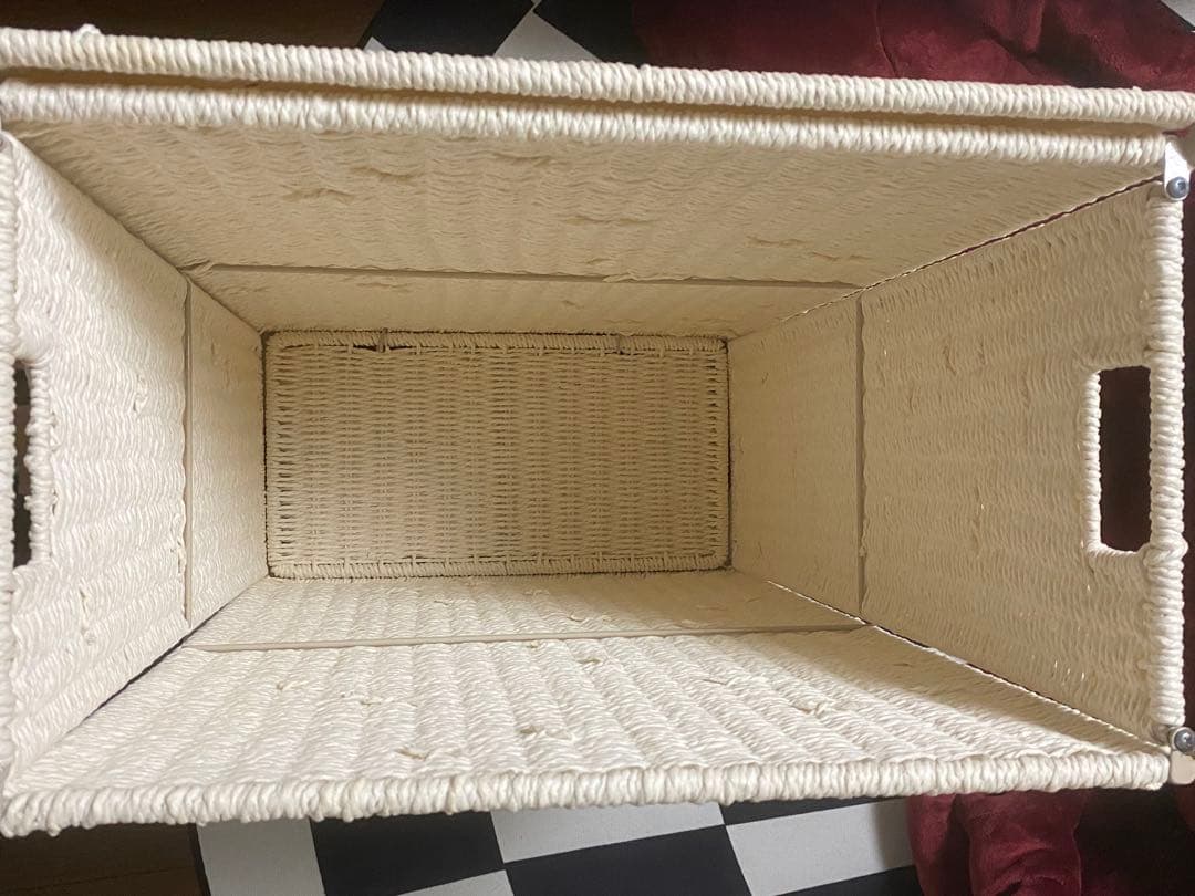 ホワイト ラタン調　ランドリーバスケット♦️ZARA♦️折り畳み可♦️送料込