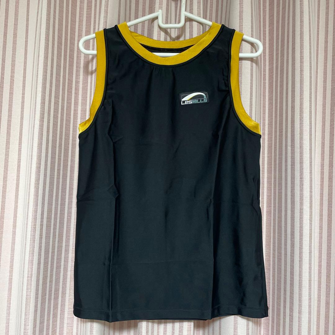 LESMILLS ストレッチタンク 3着セットで　　　　z36
