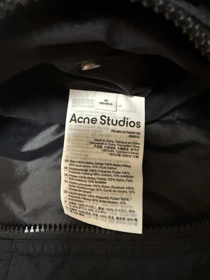Acne Studios ロゴ ダウンジャケット