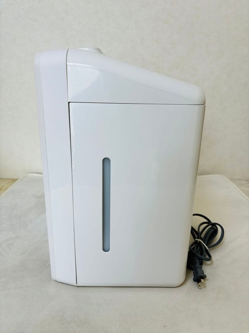 富士通ゼネラル　加湿脱臭機　プラズィオン　DAS-303R-W　2024年製