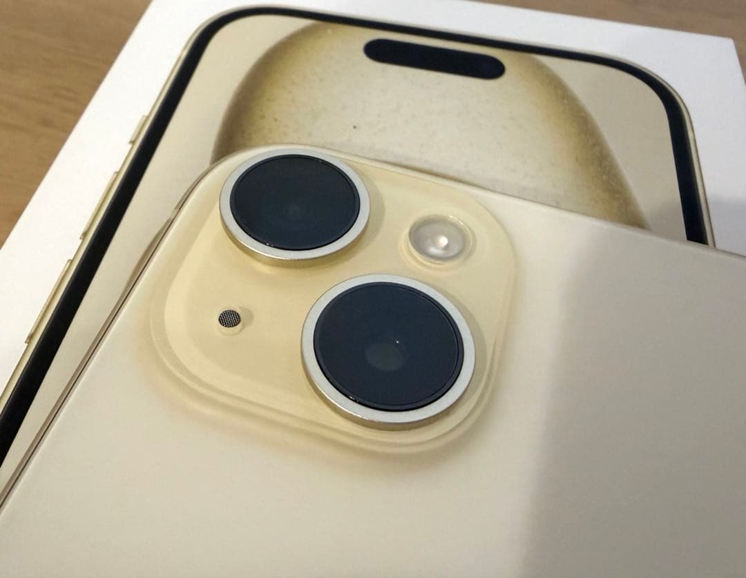 Apple iPhone 15 本体 128gb イエロー　美品