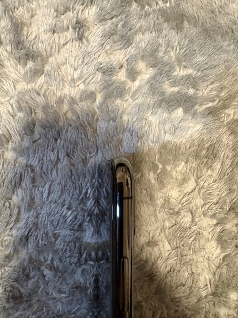 Apple iPhone X 256GB バッテリー100%