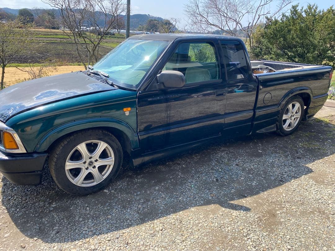 Chevrolet S-10 ピックアップトラック　シボレー　部品取り　不動