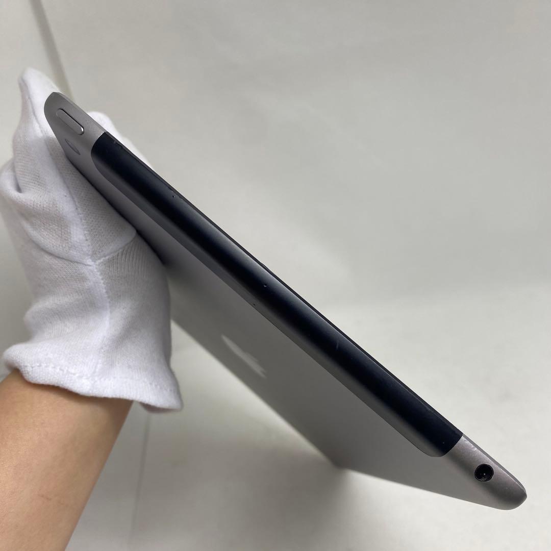 Apple アップル iPad アイパッド 第5世代 32GB 本体 シルバー