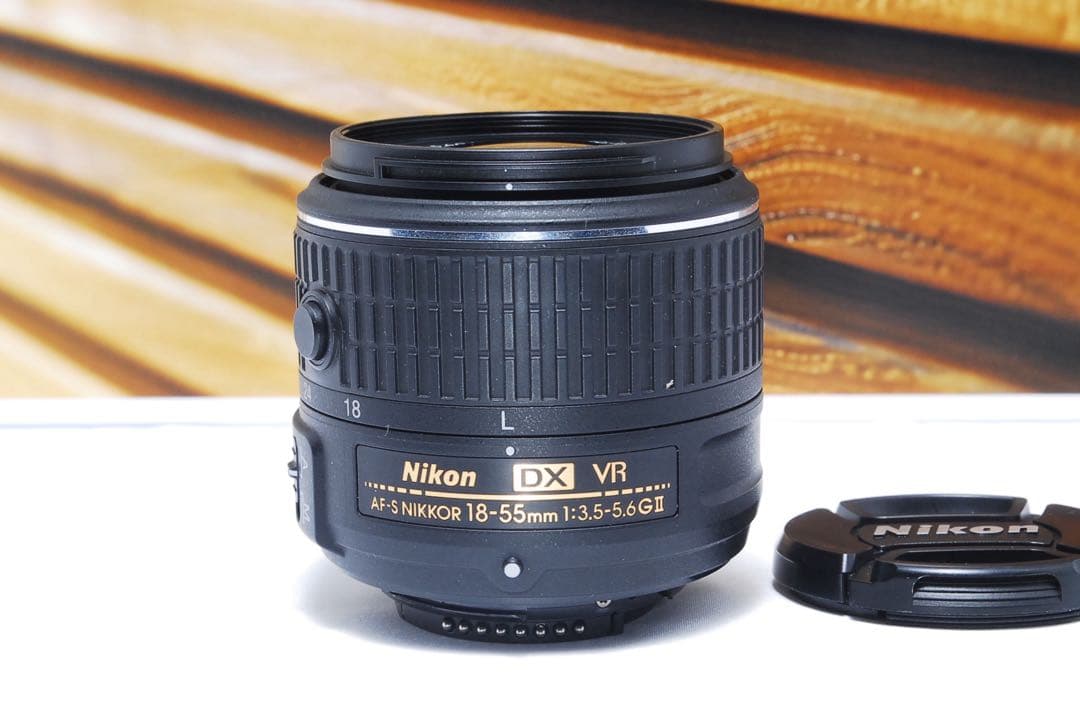 Nikon D5300 ダブルレンズキット ニコン 一眼レフカメラ　Wi-Fi
