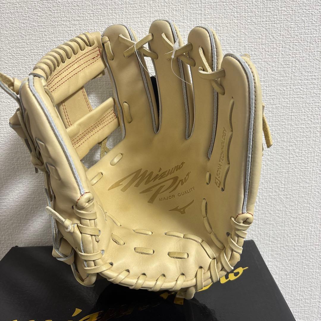 ミズノプロ　硬式用　内野　グラブ　グローブ　定価66,000円　5DNA