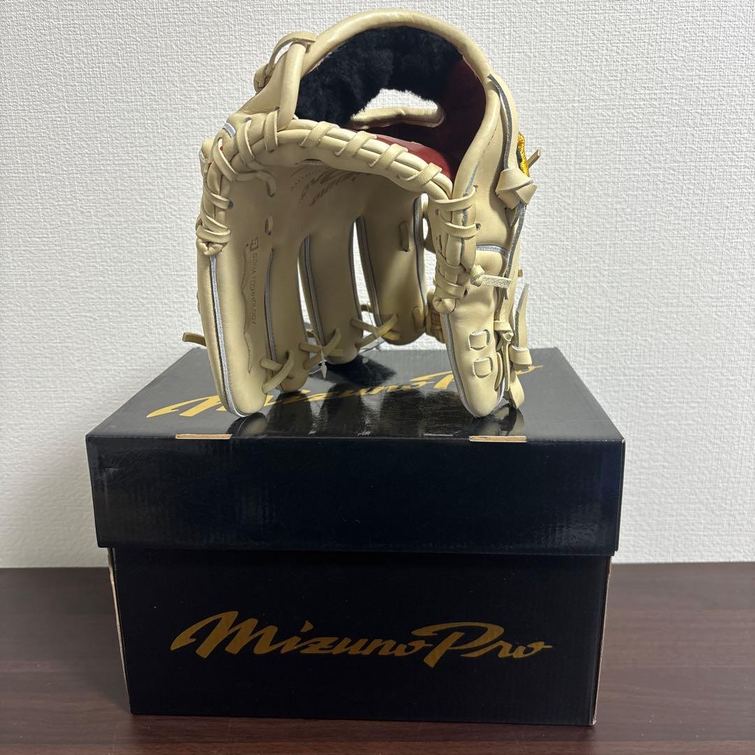 ミズノプロ　硬式用　内野　グラブ　グローブ　定価66,000円　5DNA