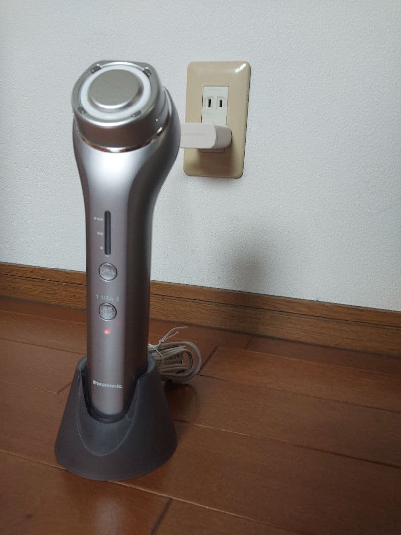 パナソニック Panasonic EH-SR72-S　RF・超音波 美顔器
