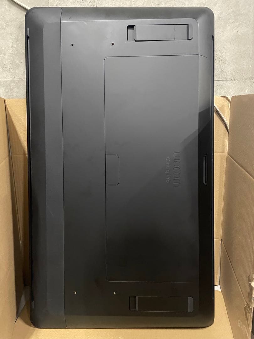 ワコム液晶ペンタブレット23.6型 Wacom Cintiq Pro 24