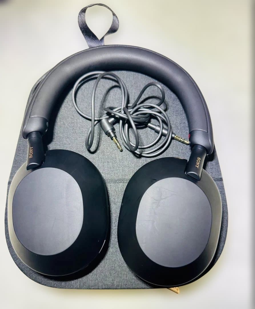 ヘッドホン Sony WH-1000XM5 Wireless Headphones