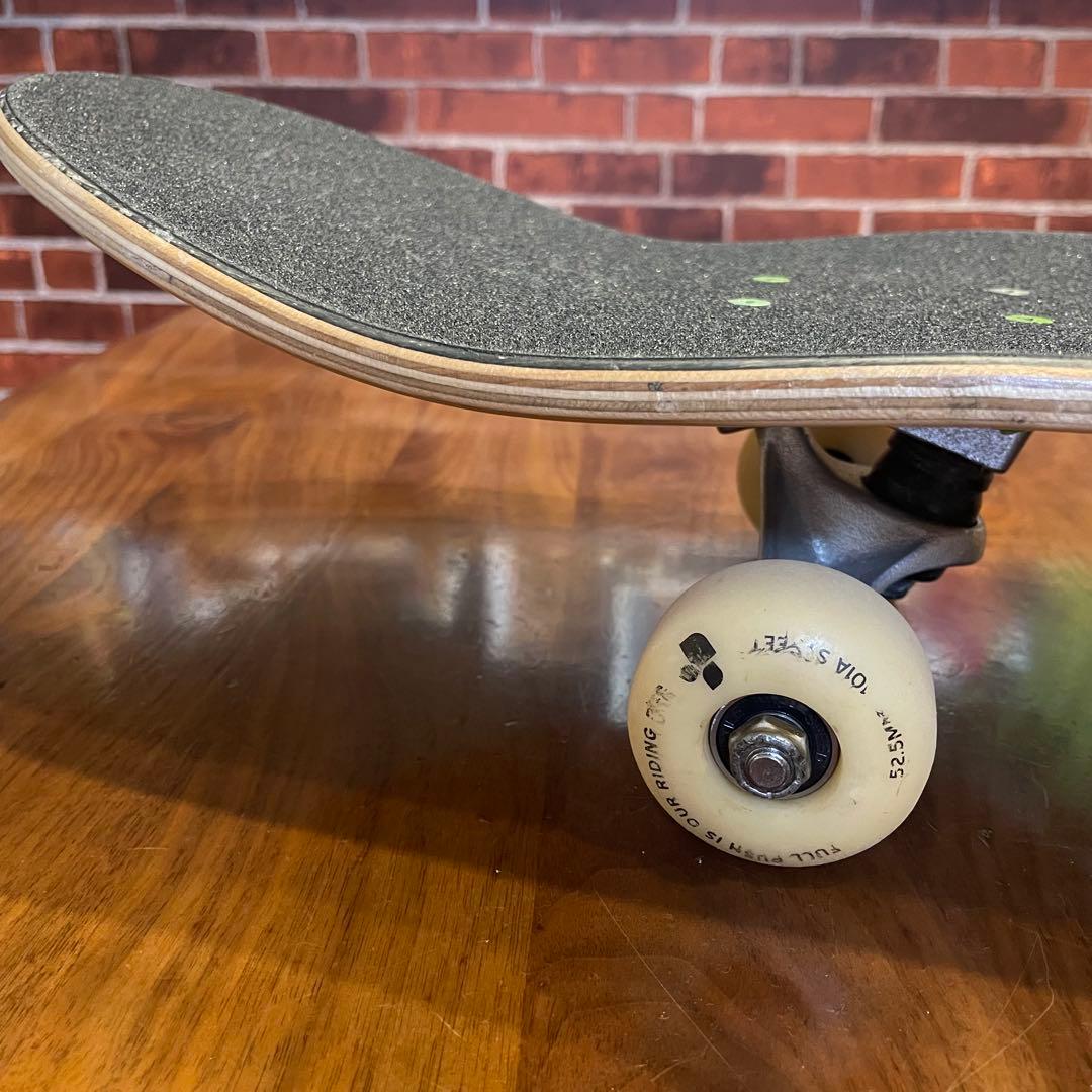 REPTILE スケートボード　スケボー　コンプリート　子供用　スリーウェザー