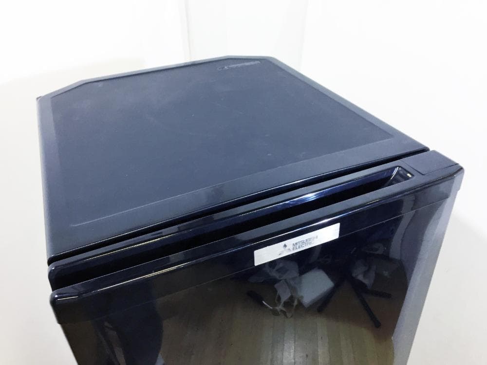 30日迄！送料無料★三菱 146L 冷蔵庫【MR-P15Z-B】EMRK