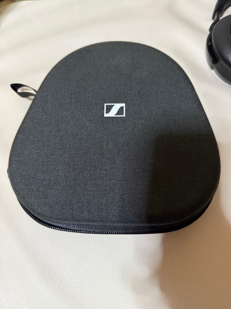 Sennheiser Momentum 4ワイヤレスヘッドホン ブラック