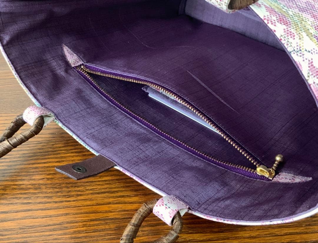 大島紬　満開の藤の花　リメイク　胡桃皮ハンドルバッグ