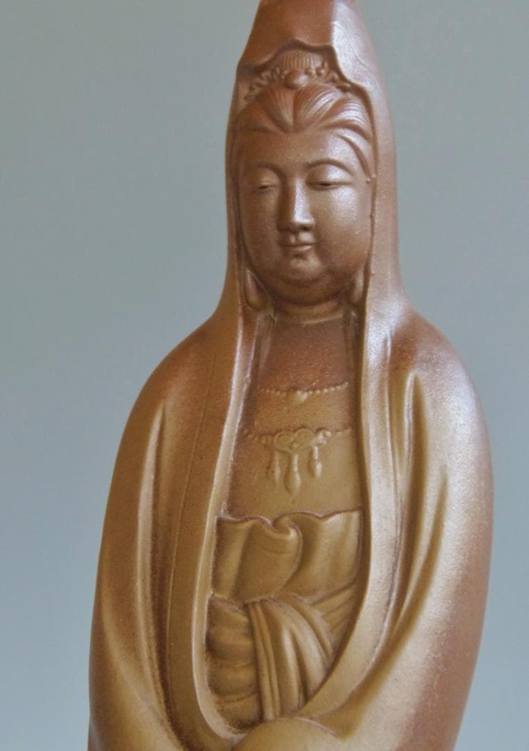 高33センチ金重利陶苑77代陶弘 金重利右衛門（金重稔）備前焼 観音像 置物