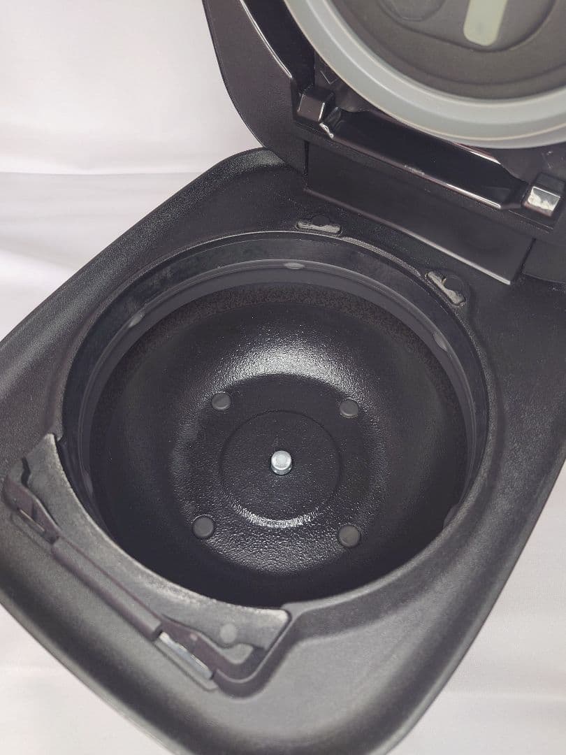 中古　TIGER土鍋圧力IH炊飯ジャー「炊きたて」JPJ-A060　3.5合炊き