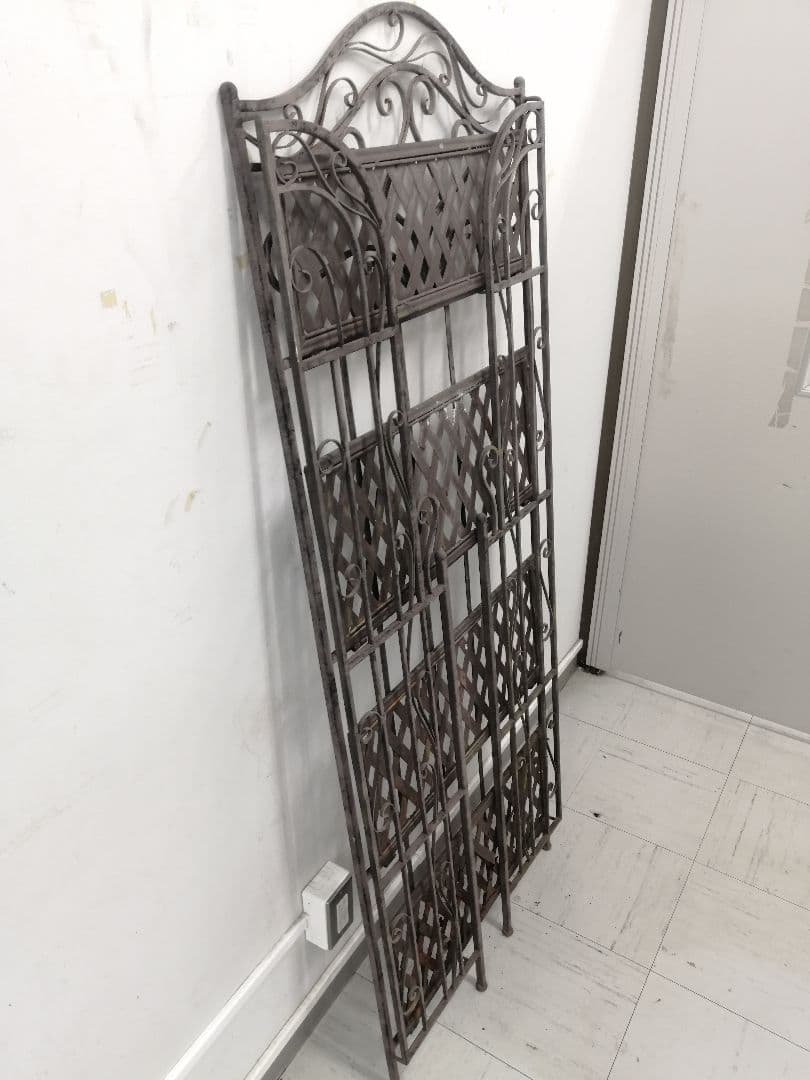 アイアン製オープンシェルフ 4段 メタル ダークグレー 花台 店舗什器 W61