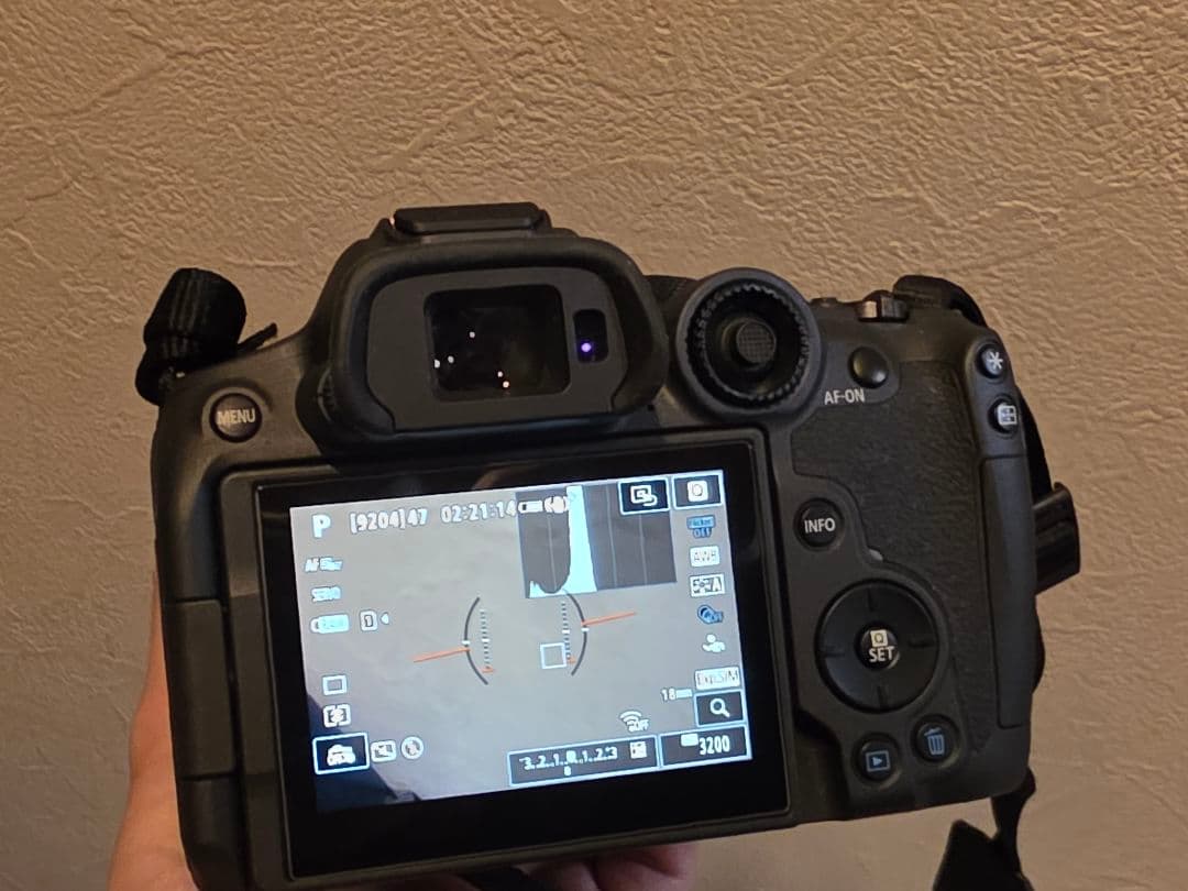 Canon EOS R7 カメラ ボディ& 18-150mmズームレンズセット