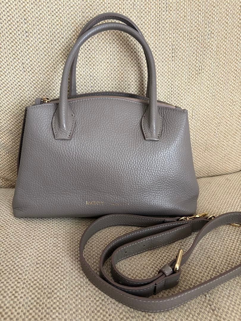 美品IACUCCIベラール2wayショルダーバッグ ハンドバッグ グレージュ