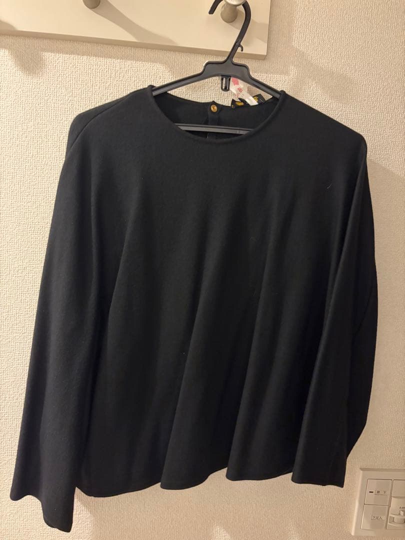 未使用　ドゥロワー　長袖ウールギャザーブラウス　6512-206-0245