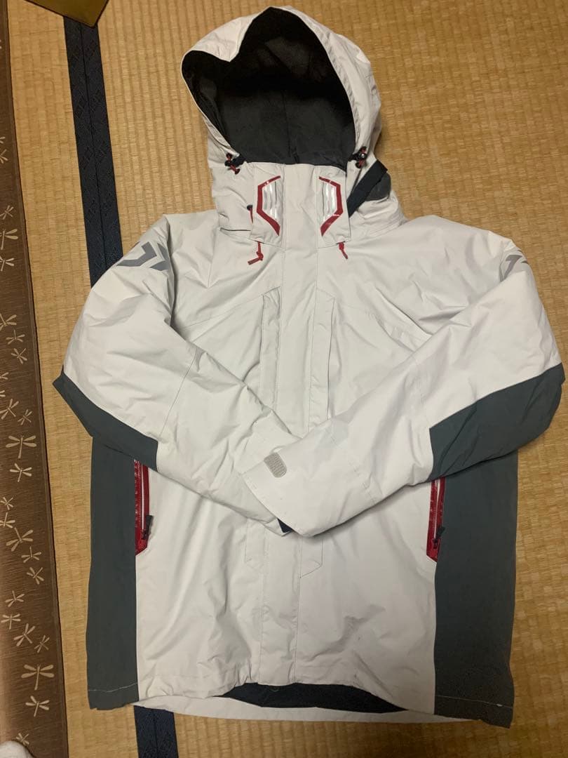 ダイワ　フィッシングウェア　レインウェア