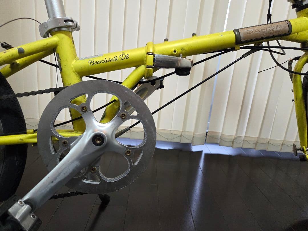 Boardwalk D8 折りたたみ自転車 イエロー