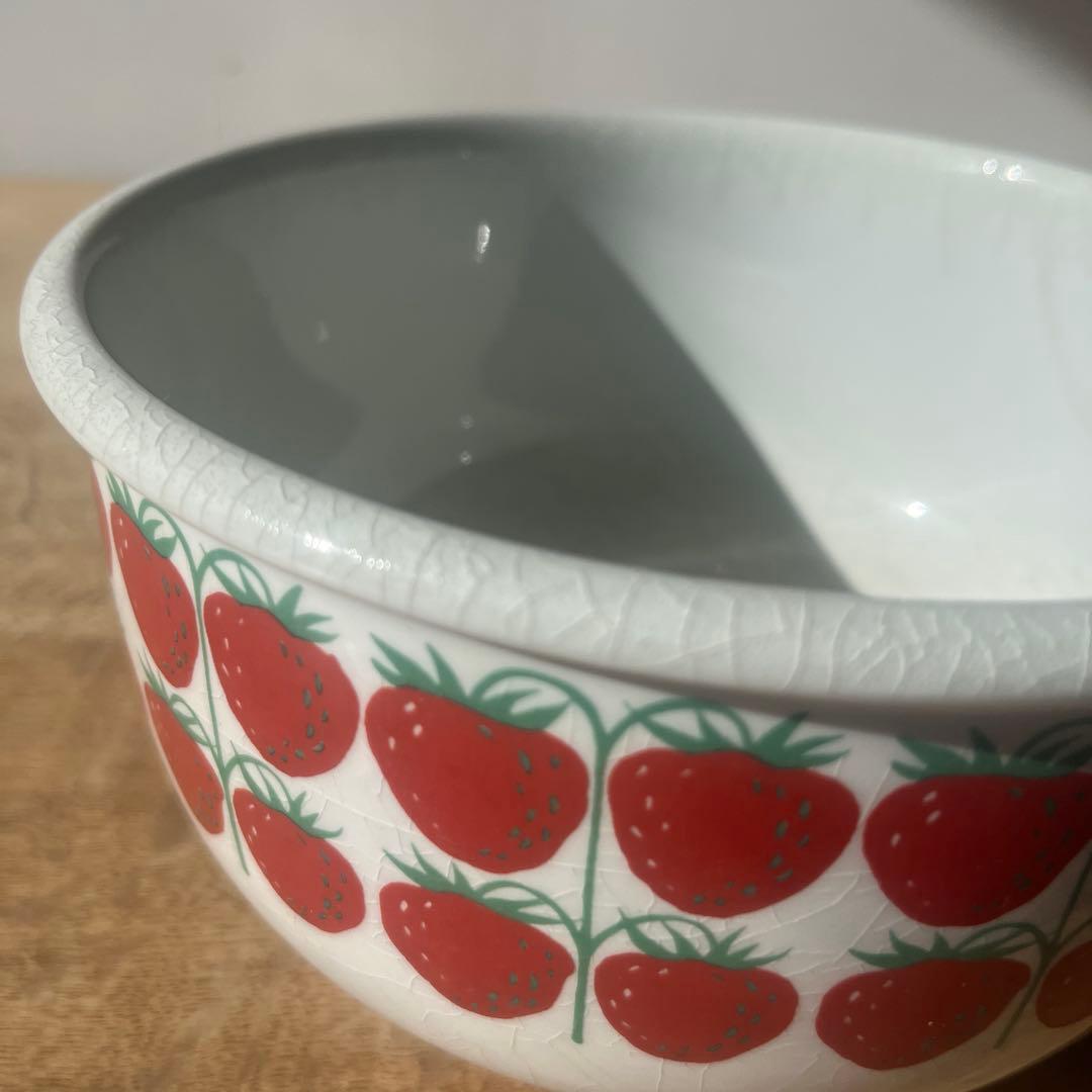 Arabia ボウル　いちご