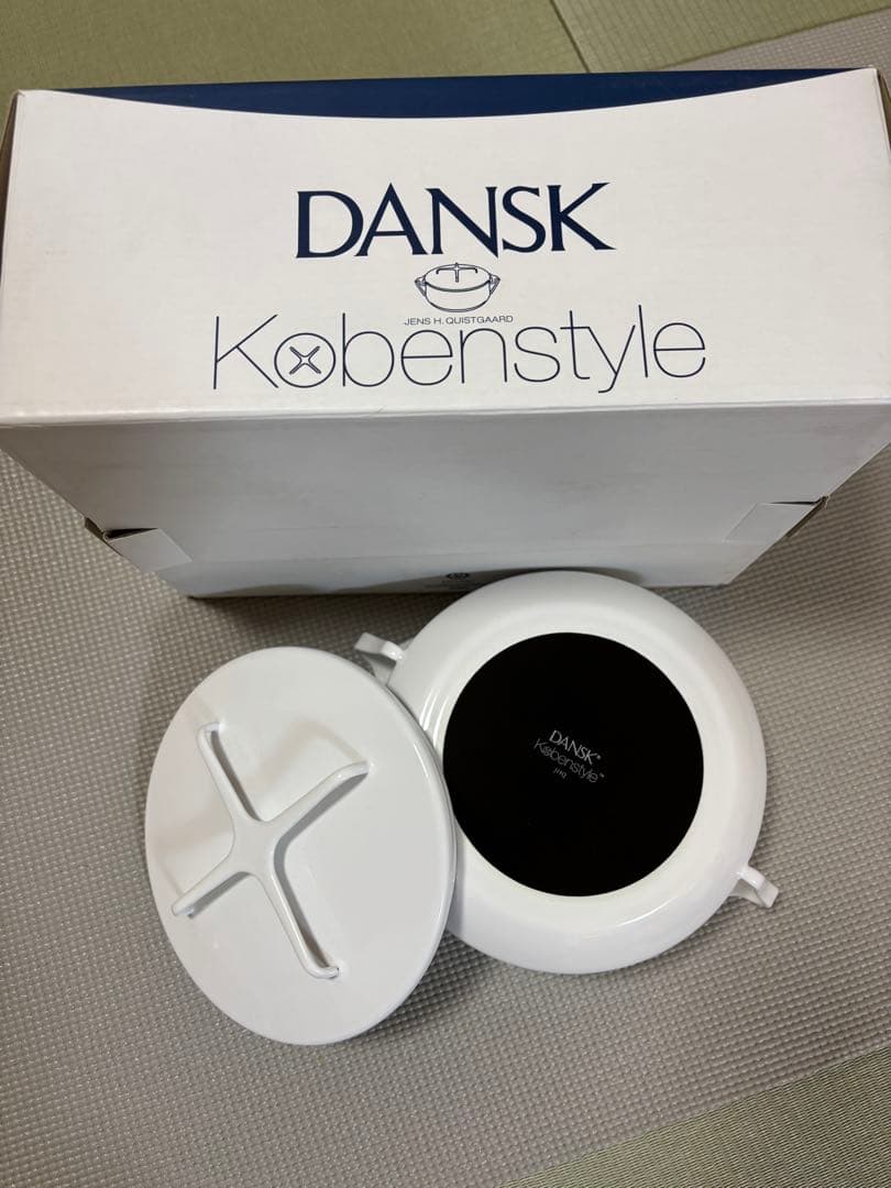 【新品未使用】DANSK ホーロー鍋 18cm 2Qt