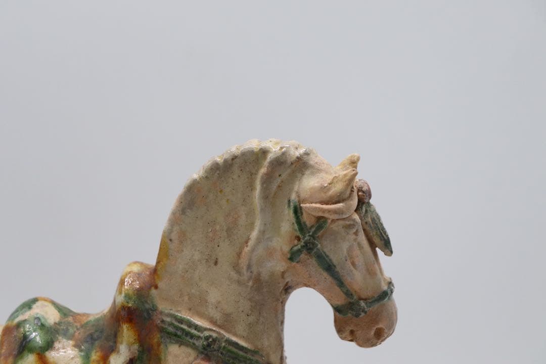 貴重　唐三彩　踏馬　紅木箱　時代物　送料込み250118