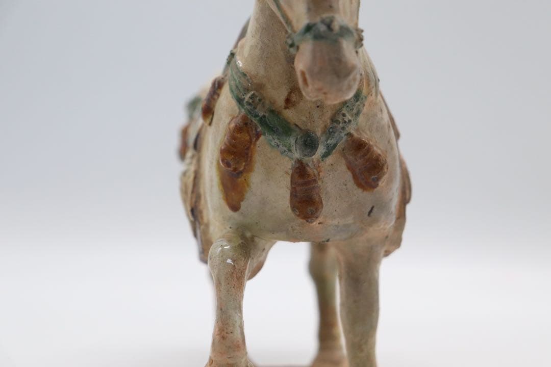 貴重　唐三彩　踏馬　紅木箱　時代物　送料込み250118