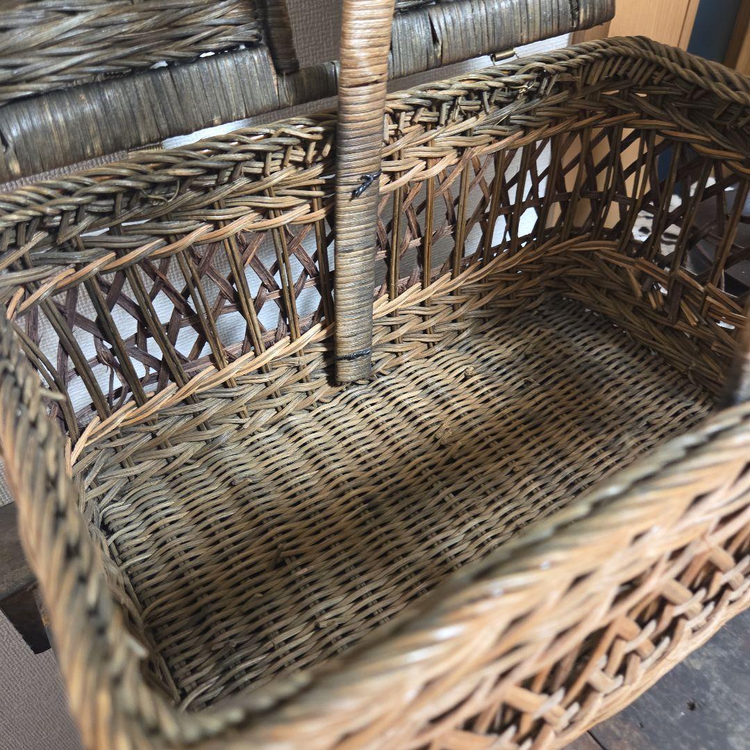 アンティーク　カゴ　パニエ　蓋付きバスケット　かご　籠