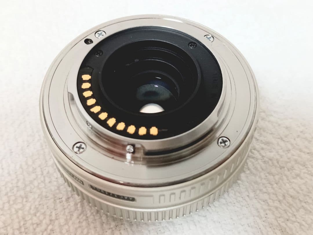 OLYMPUS PEN Lite E-PL7 ボディ ホワイト（レンズ付き）