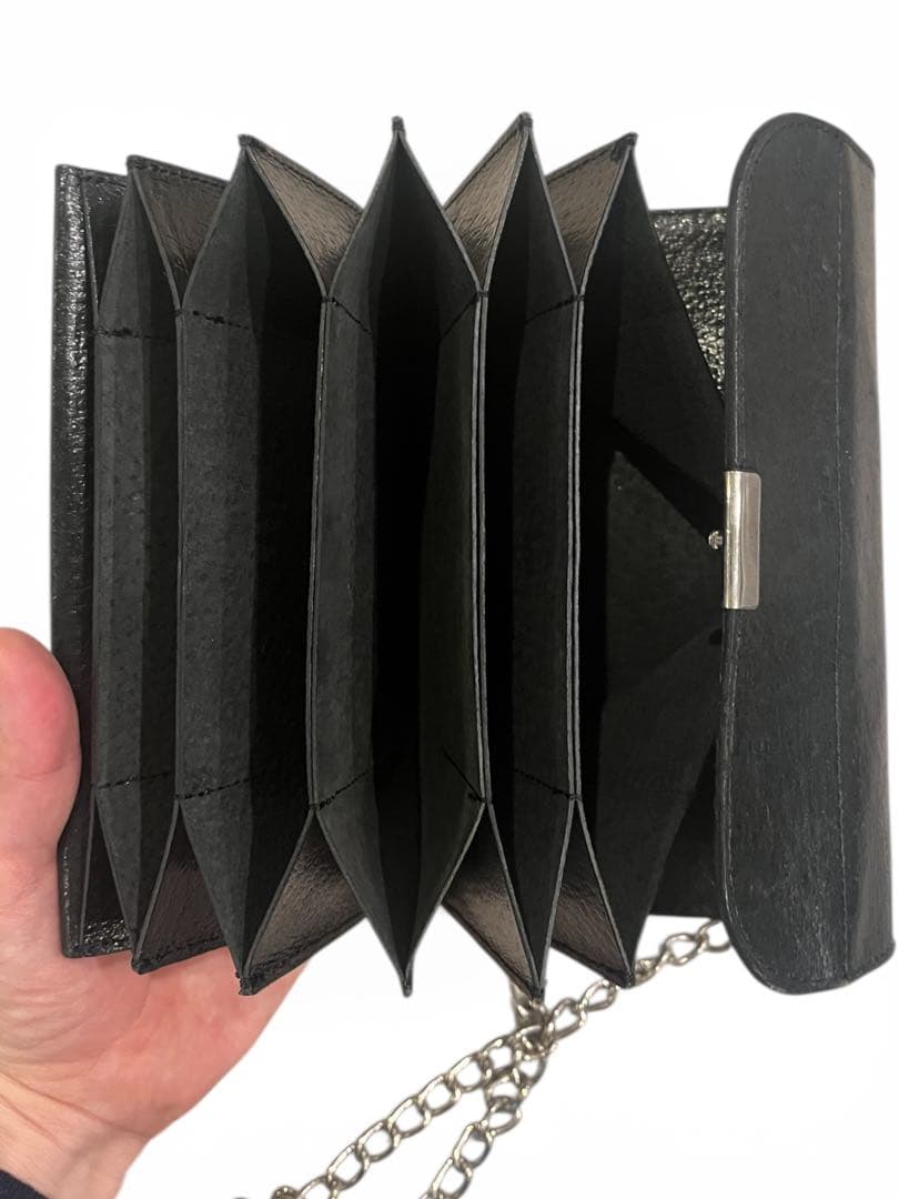 ブラックチェーンショルダー財布