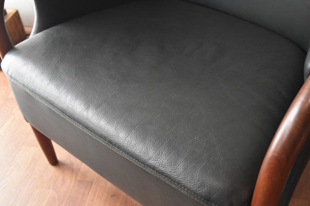 NIELAUS & JEKI MOBLER OPUS ②