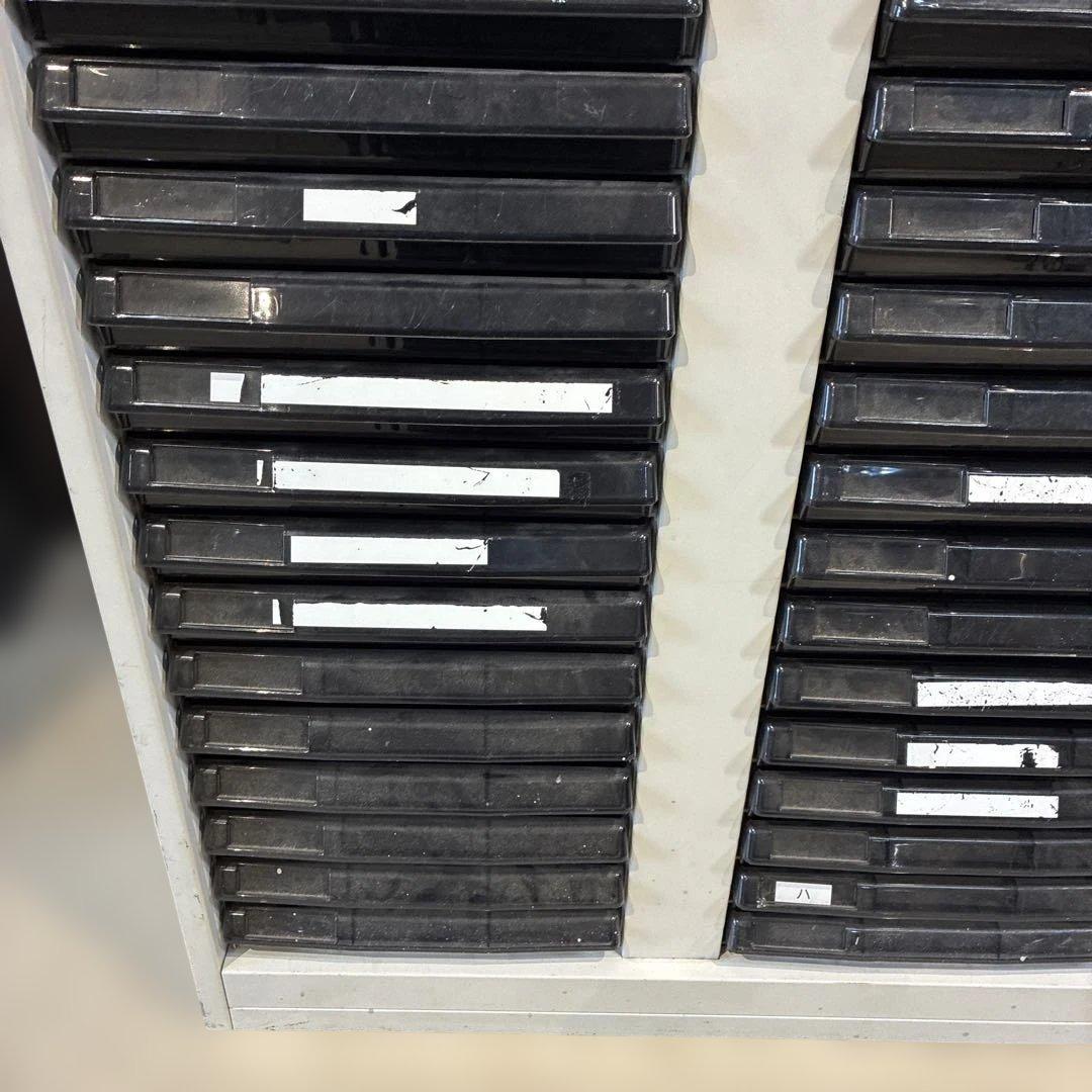 UCHIDA トレイキャビネット 書庫 書類 収納 書類整理棚 3列24段