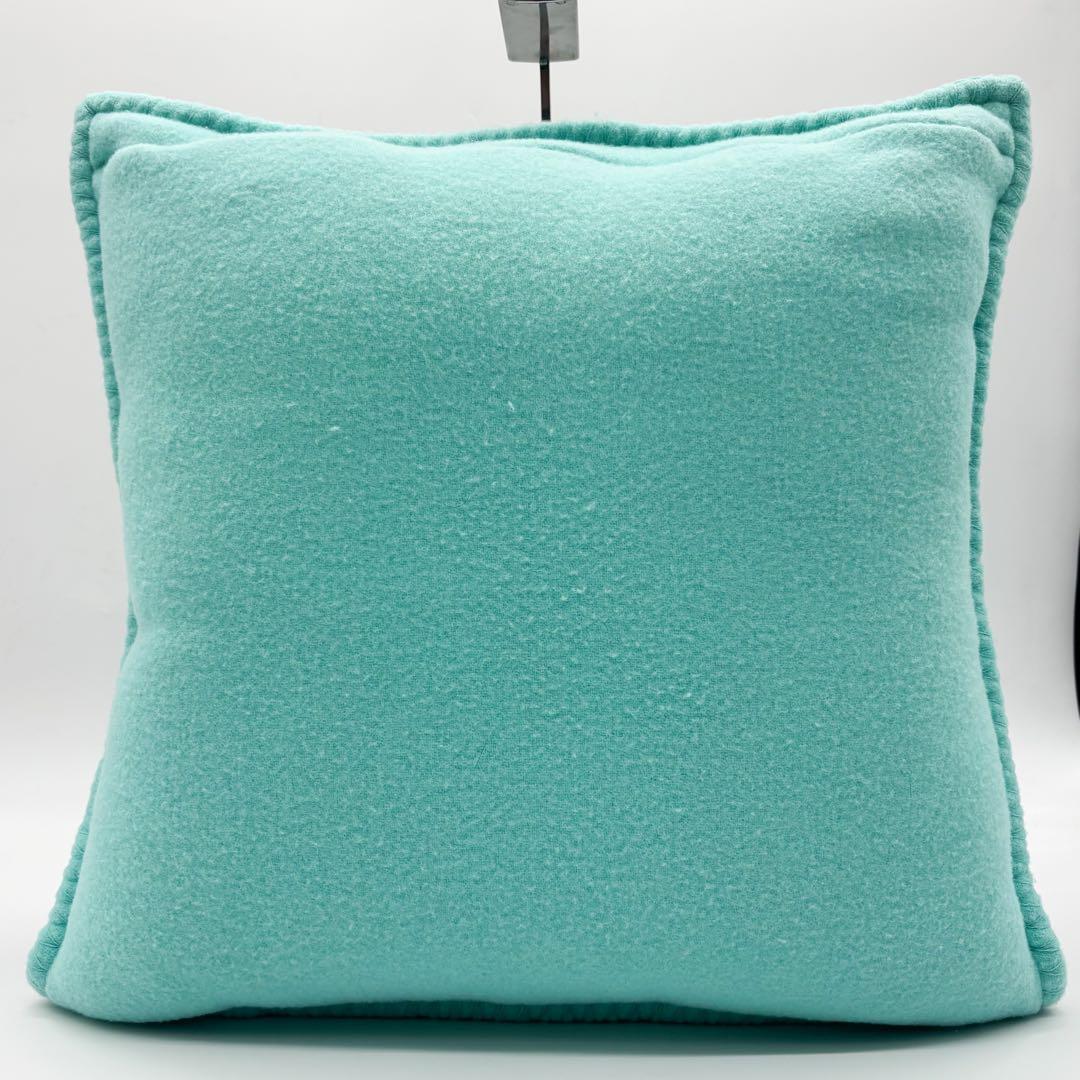 新品同様 ティファニー クッション Tトゥルー ウールカシミヤ