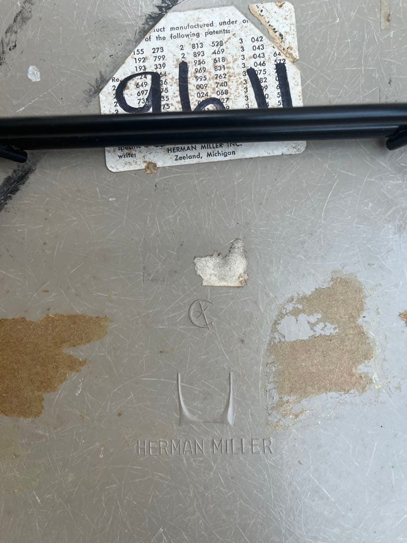 イームズ　アームシェルチェア　ジラルドファブリック　ロッキン　ハーマンミラー