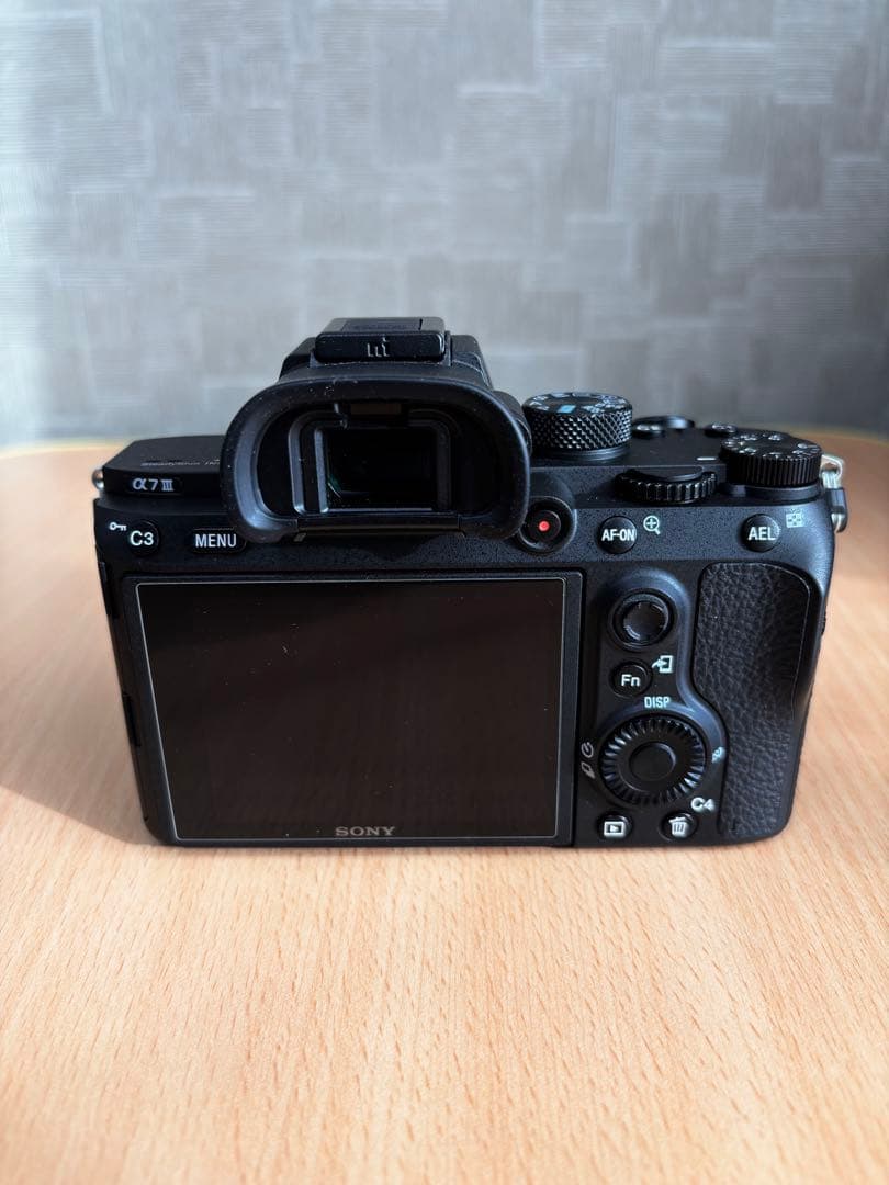 【美品】ショット数7647＿SONY a7III／ボディ本体 ILCE-7M3