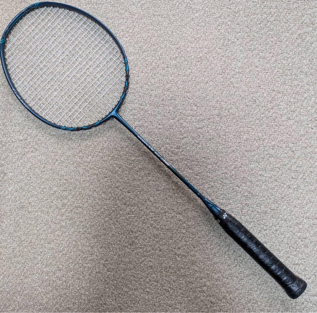 ヨネックスナノフレア800ゲーム4UG5 ケース付きガット張り済グリップ装着済