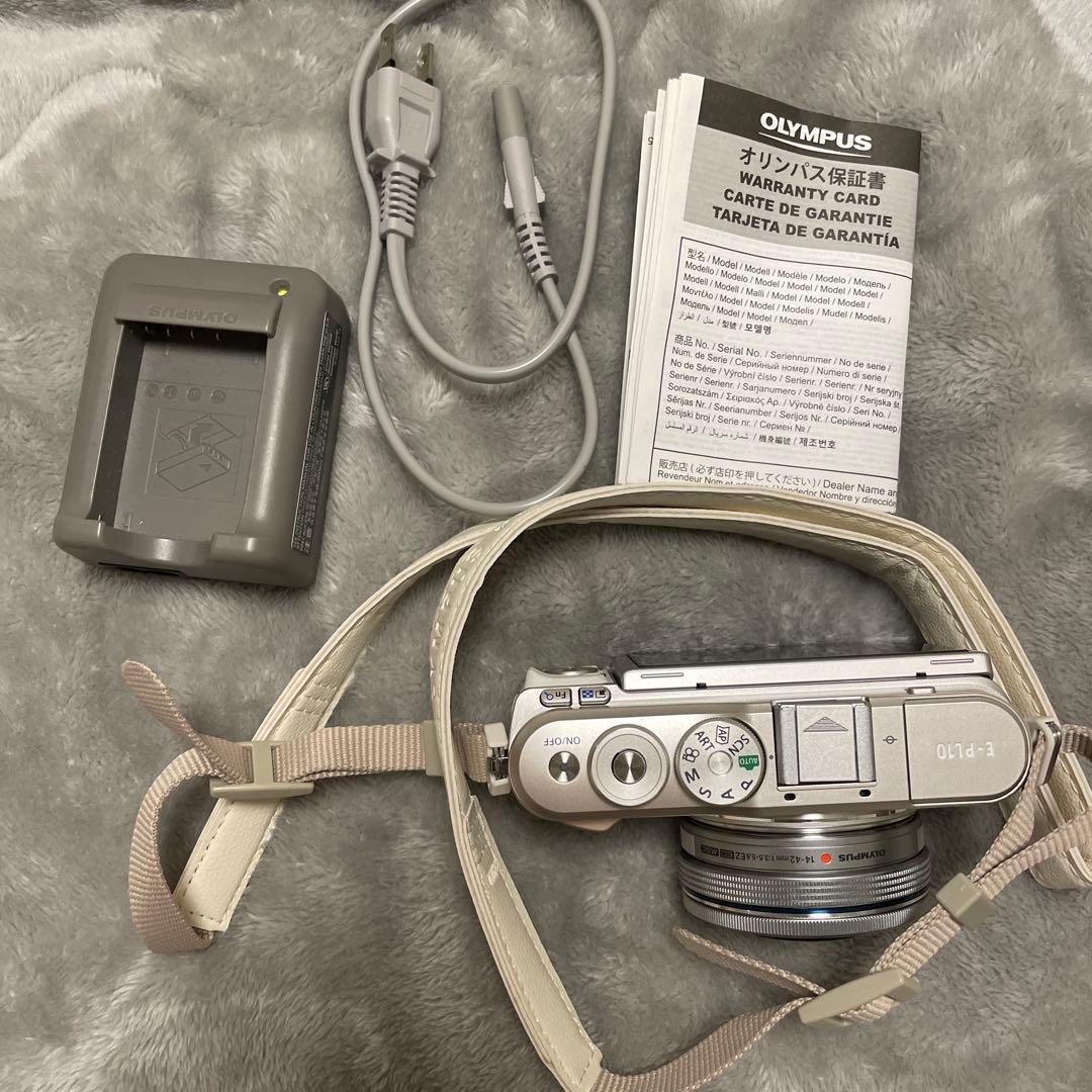 OLYMPUS PEN E-PL10 ホワイト 本体とレンズ付き