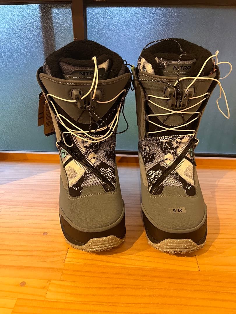 NITRO VENTURE PROスノーボードブーツ グレー 27.5CM