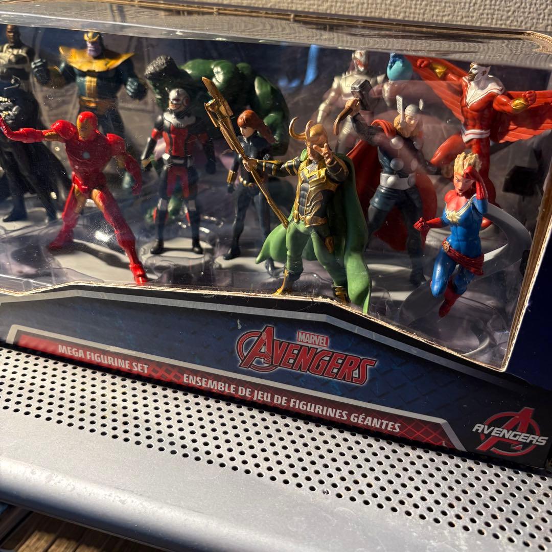 Disney アベンジャーズ フィギュアセット